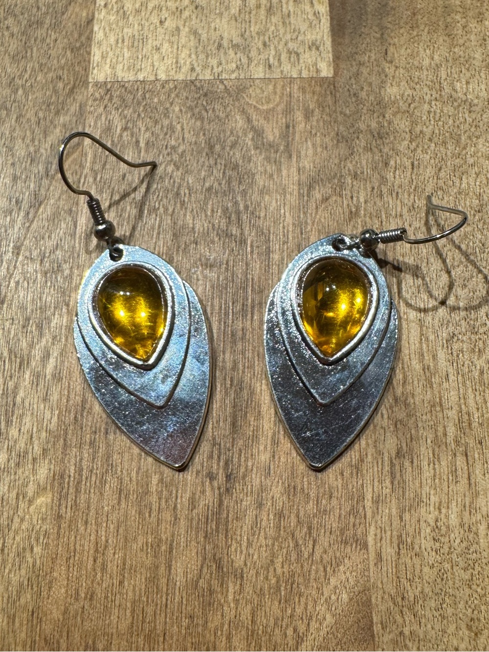 NWT Yellow Teardrop Silver Layered Dangle Earrings